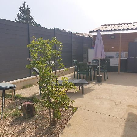 Gréoux-les-Bains La Maison Du Bonheur מראה חיצוני תמונה